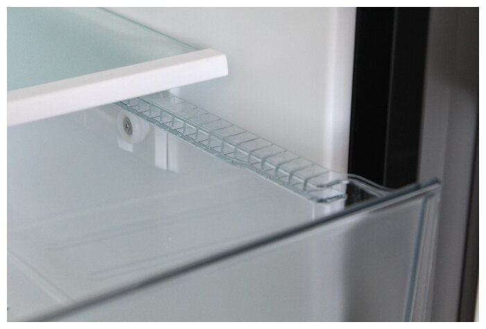 Холодильник двухкамерный Бирюса CD 466 GG на 456 литров бежевое стекло